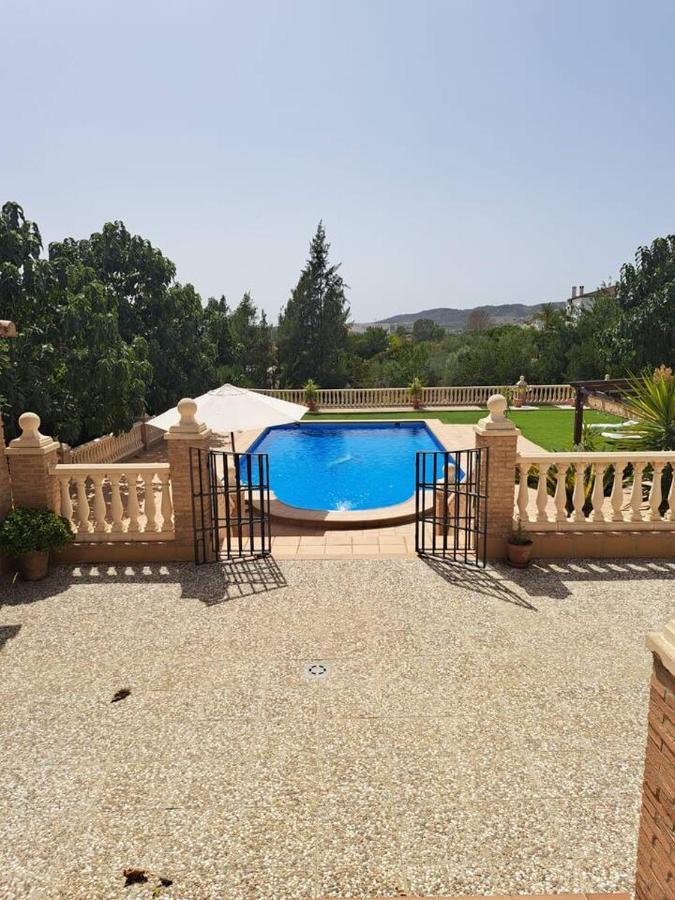 Villa Duran Esteban Cantillana Exteriör bild