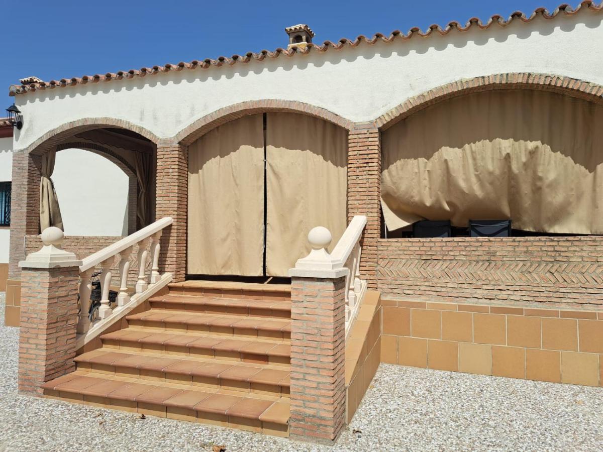 Villa Duran Esteban Cantillana Exteriör bild
