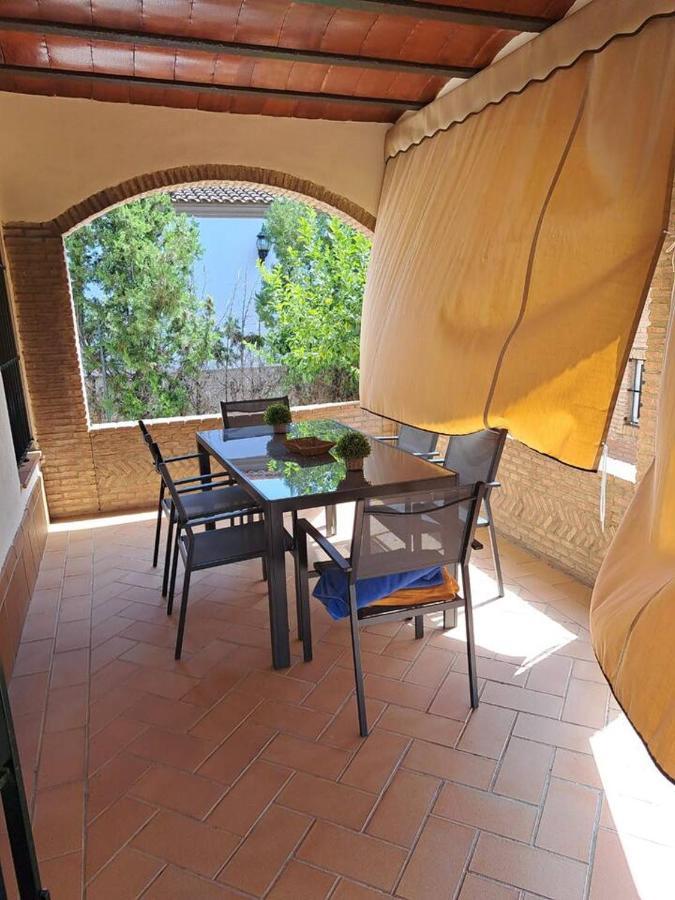 Villa Duran Esteban Cantillana Exteriör bild